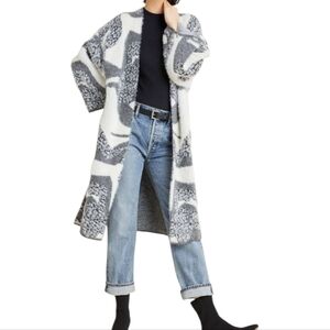 Do Everything in Love Gray and White Cardigan Sweater, One Size